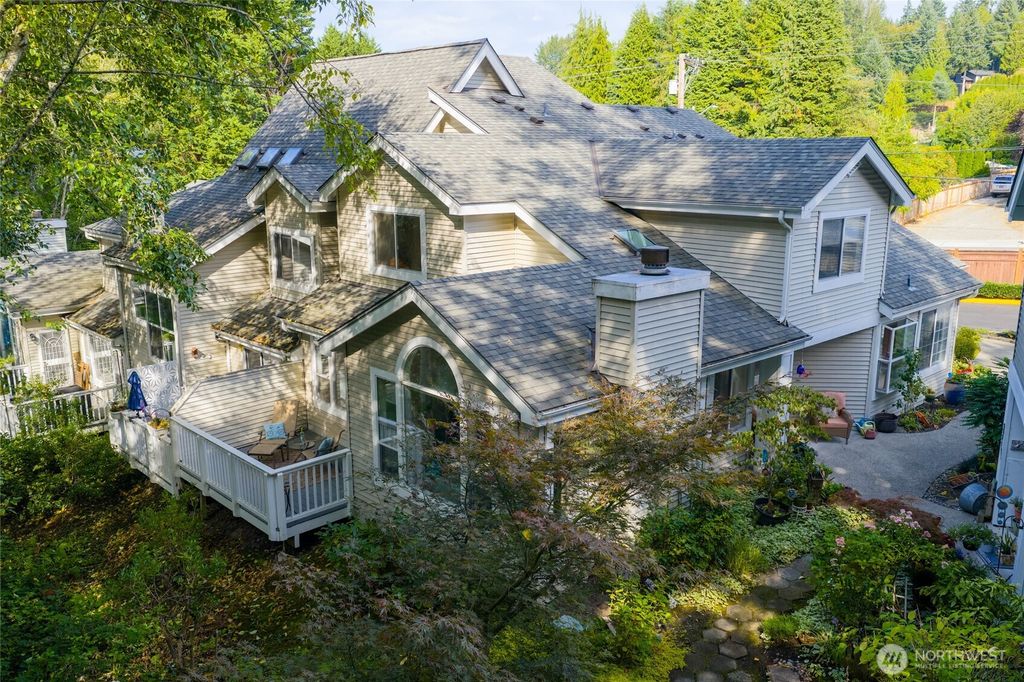 Photo of 15929 67th Lane NE #3, Kenmore, WA 98028 (MLS # 2426673)