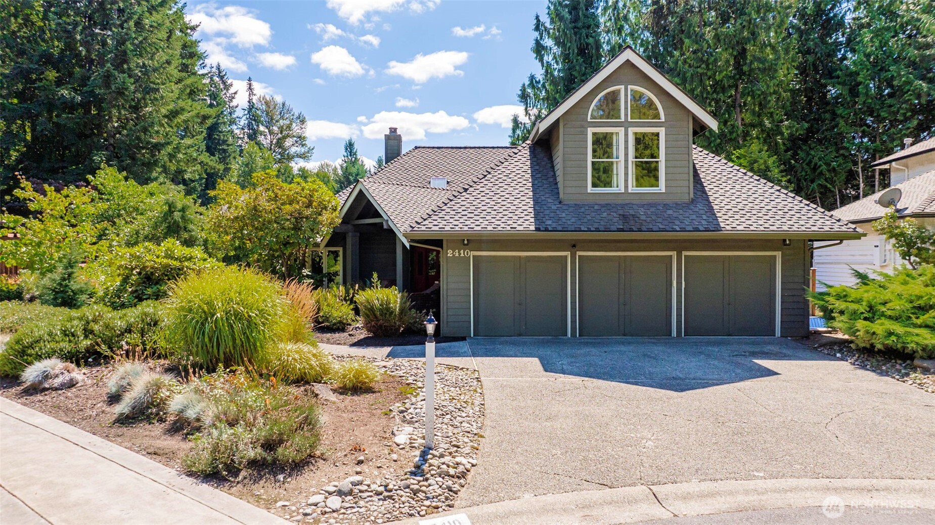 2410 223rd Place NE