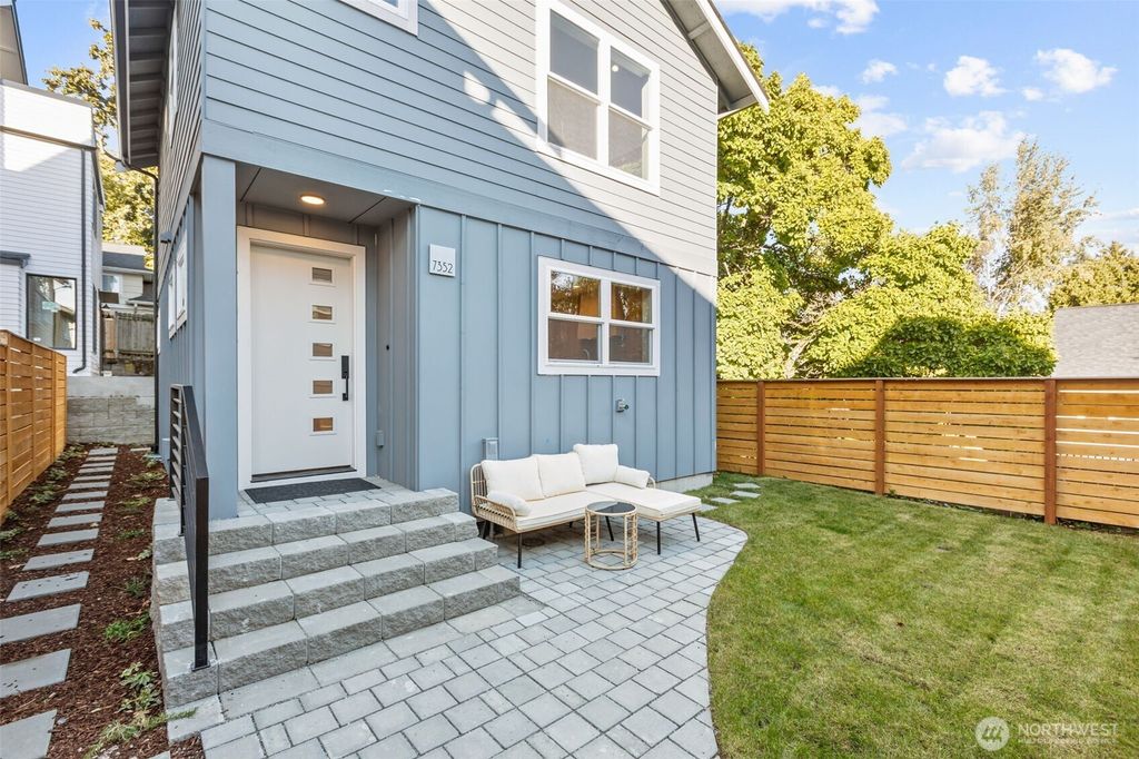 Photo of 7352 22nd Avenue NW, Seattle, WA 98117 (MLS # 2445592)