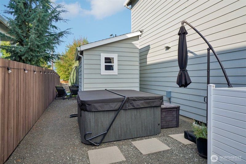 3016 S White Salmon Drive