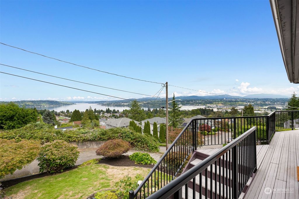 Photo of 8217 S 123rd Place, Seattle, WA 98178 (MLS # 2297548)
