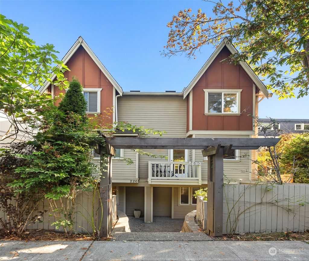 Photo of 226 26th Avenue E #A, Seattle, WA 98112 (MLS # 2036354)