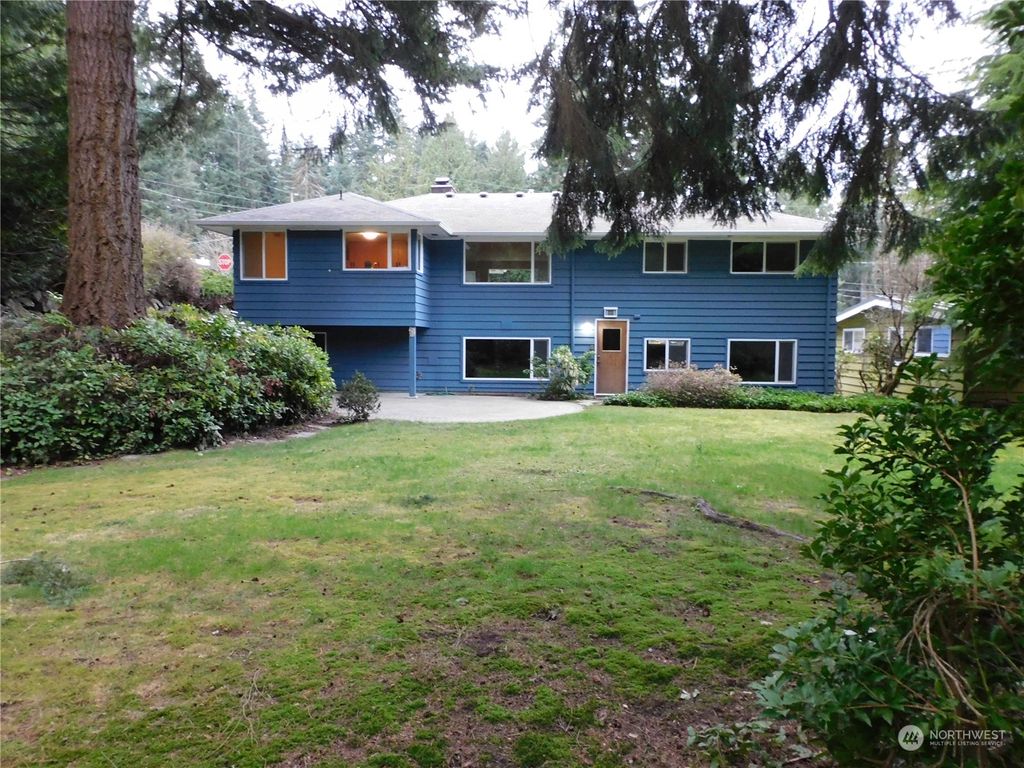 Photo of 532 N 183rd Street, Shoreline, WA 98133 (MLS # 2208831)