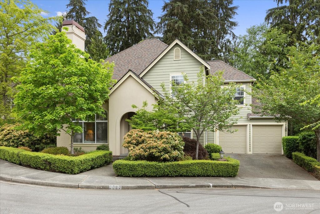 Photo of 6592 127th Place SE, Bellevue, WA 98006 (MLS # 2524558)