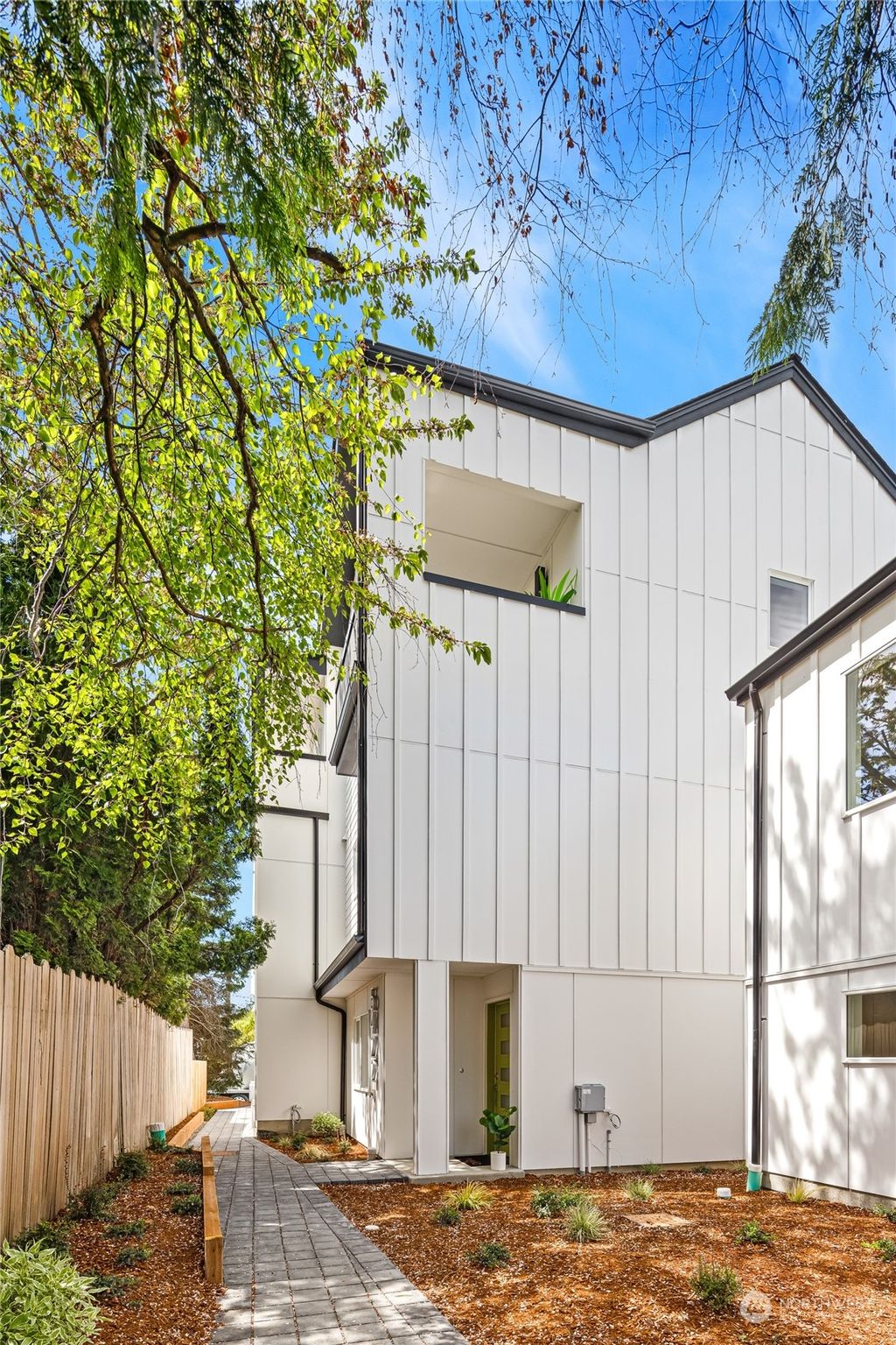 Photo of 5422 36th Avenue SW #B, Seattle, WA 98126 (MLS # 2066301)