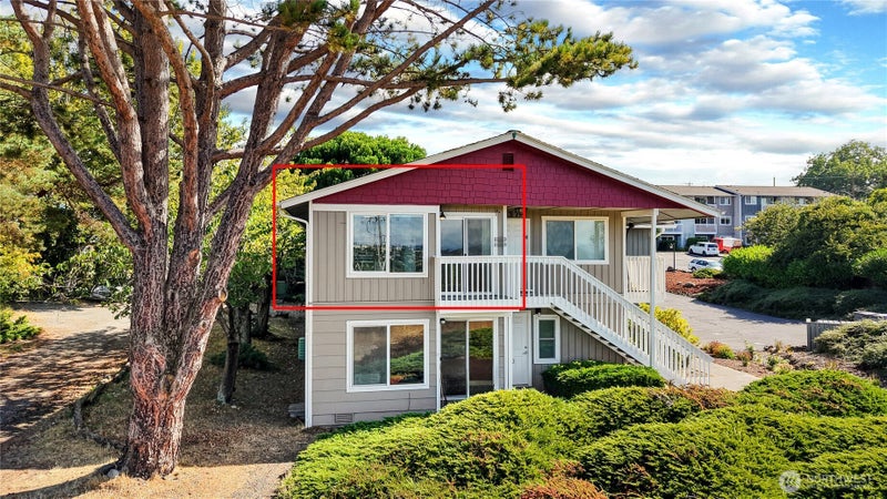 1930 Lawrence Street 38
