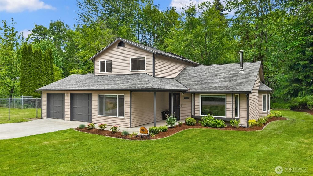 Photo of 11404 356th Avenue NE, Carnation, WA 98014 (MLS # 2524829)