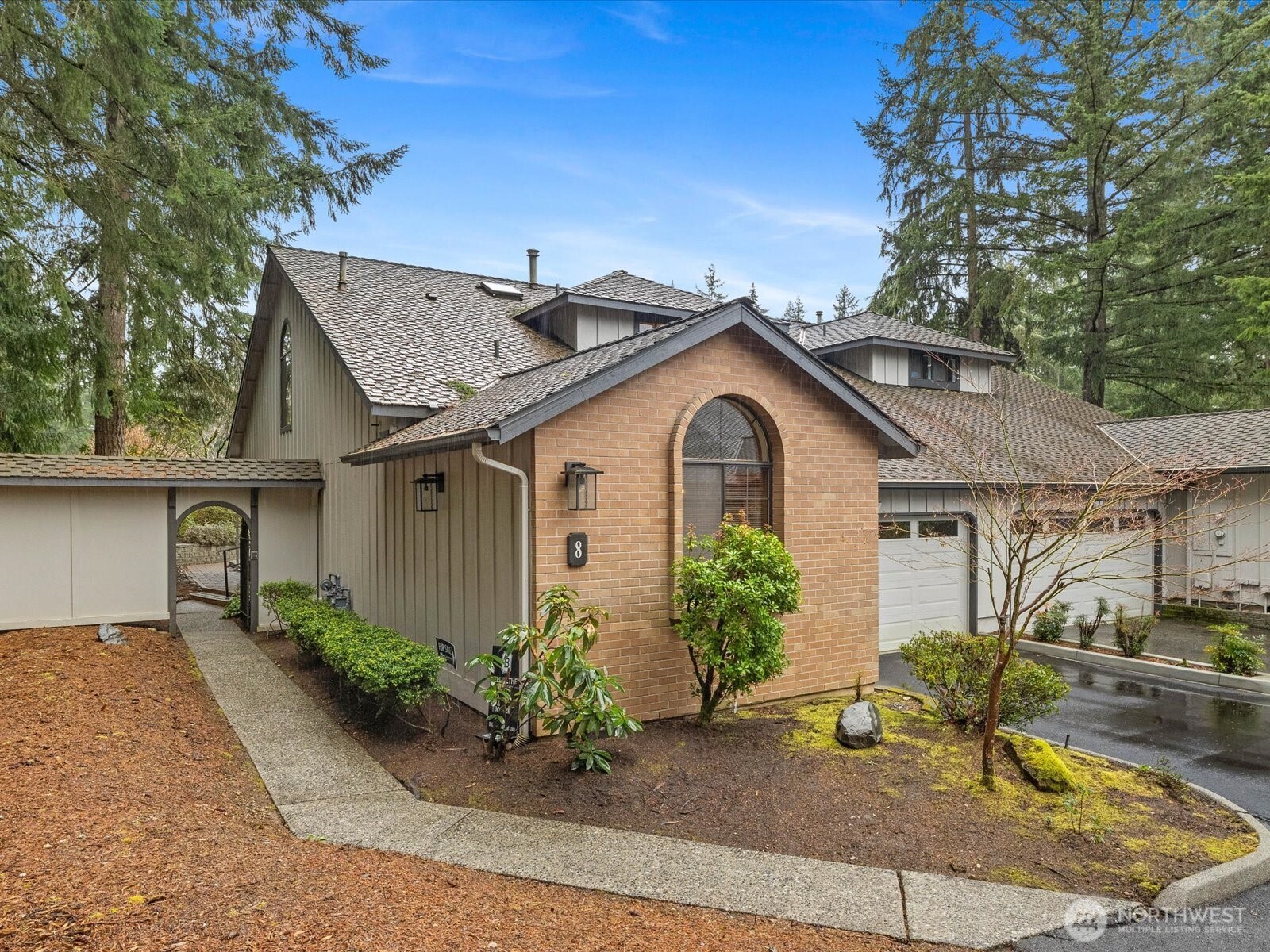 14300 Trillium Blvd SE 8