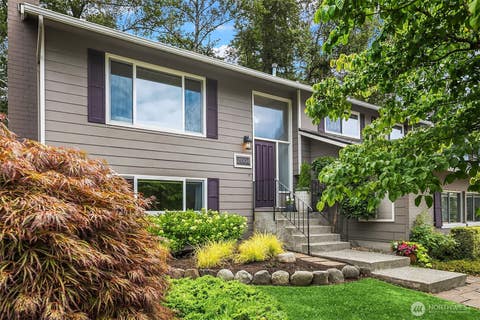 Photo of 21504 124th Avenue SE, Kent, WA 98031 (MLS # 2558041)