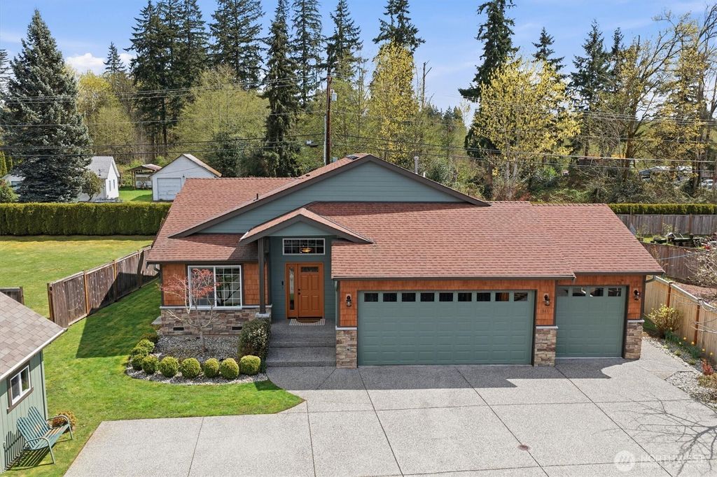 Photo of 15611 42nd Drive SE, Bothell, WA 98012 (MLS # 2524054)