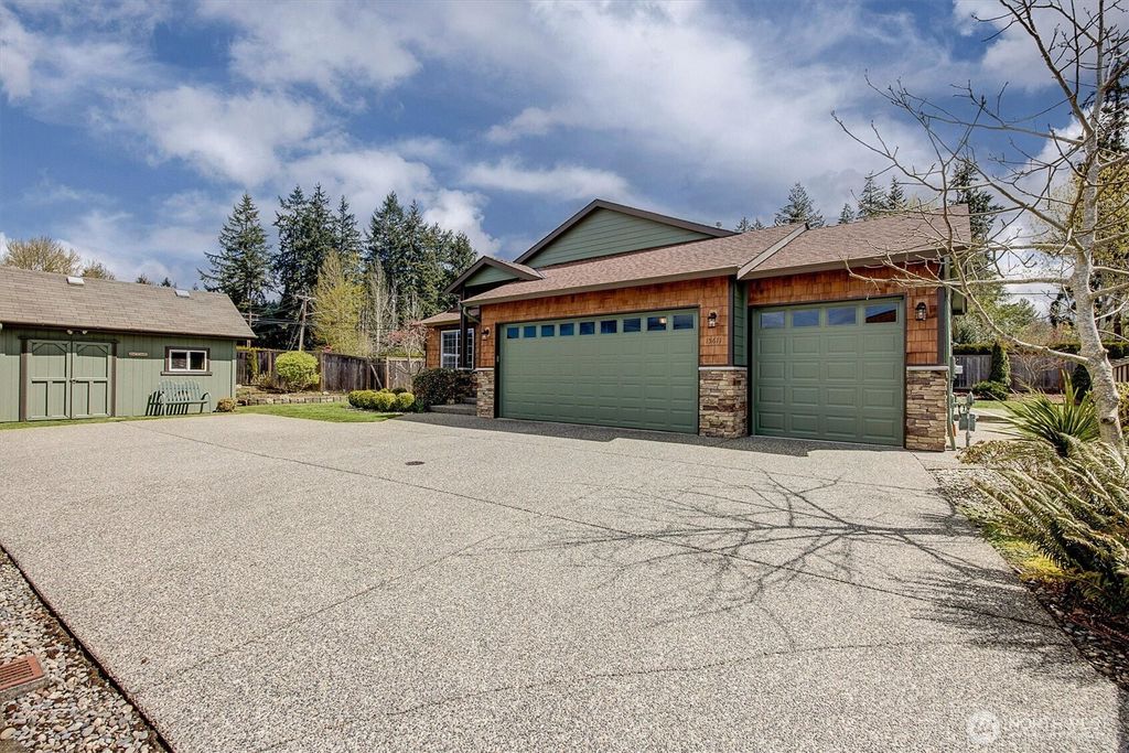 Photo of 15611 42nd Drive SE, Bothell, WA 98012 (MLS # 2524054)