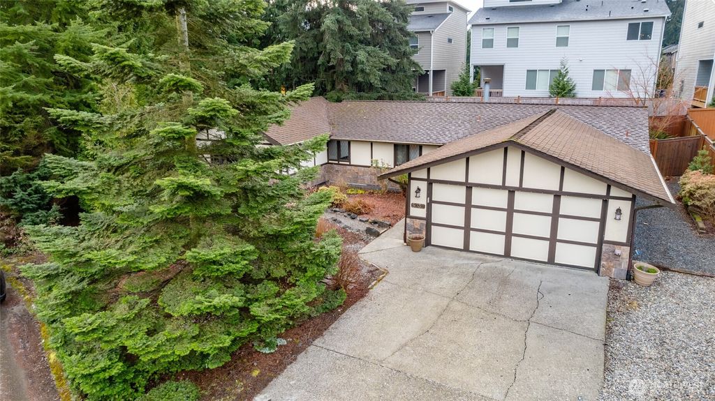 Photo of 5032 122nd Street SE, Everett, WA 98208 (MLS # 2476233)