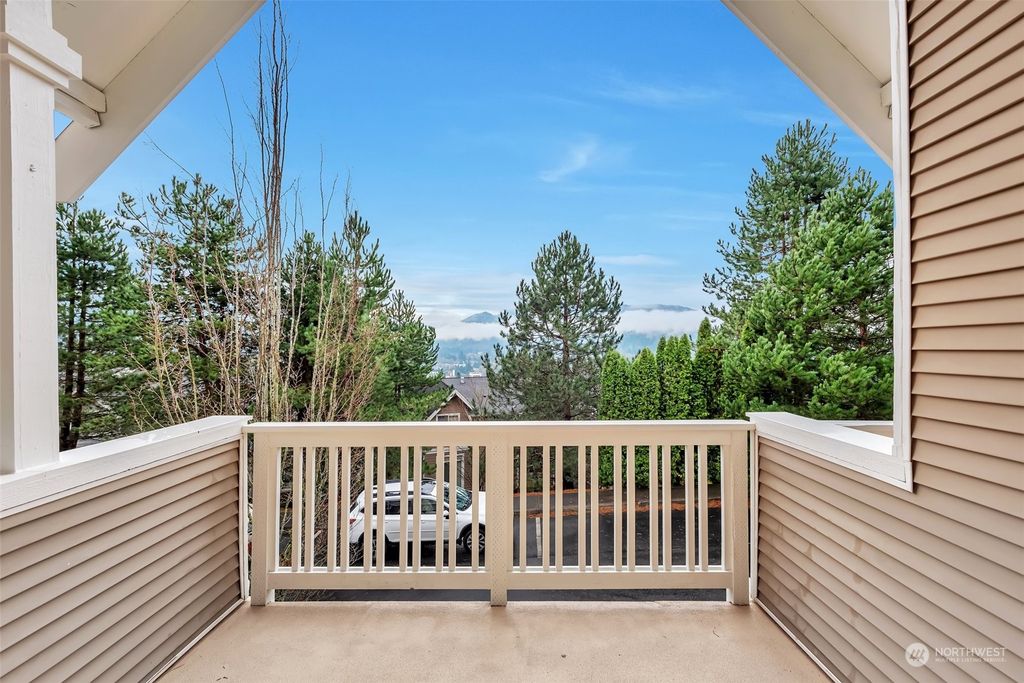 Photo of 23120 SE Black Nugget Road #L2, Issaquah, WA 98029 (MLS # 2313498)