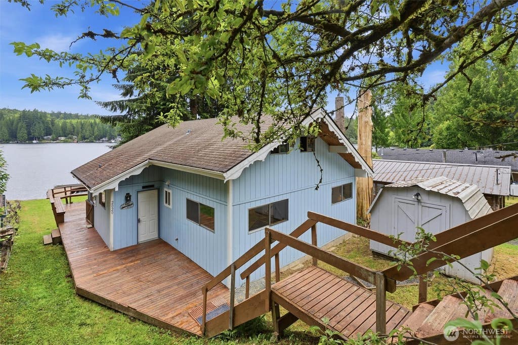 Photo of 2020 S Lake Roesiger Road, Snohomish, WA 98290 (MLS # 2546636)