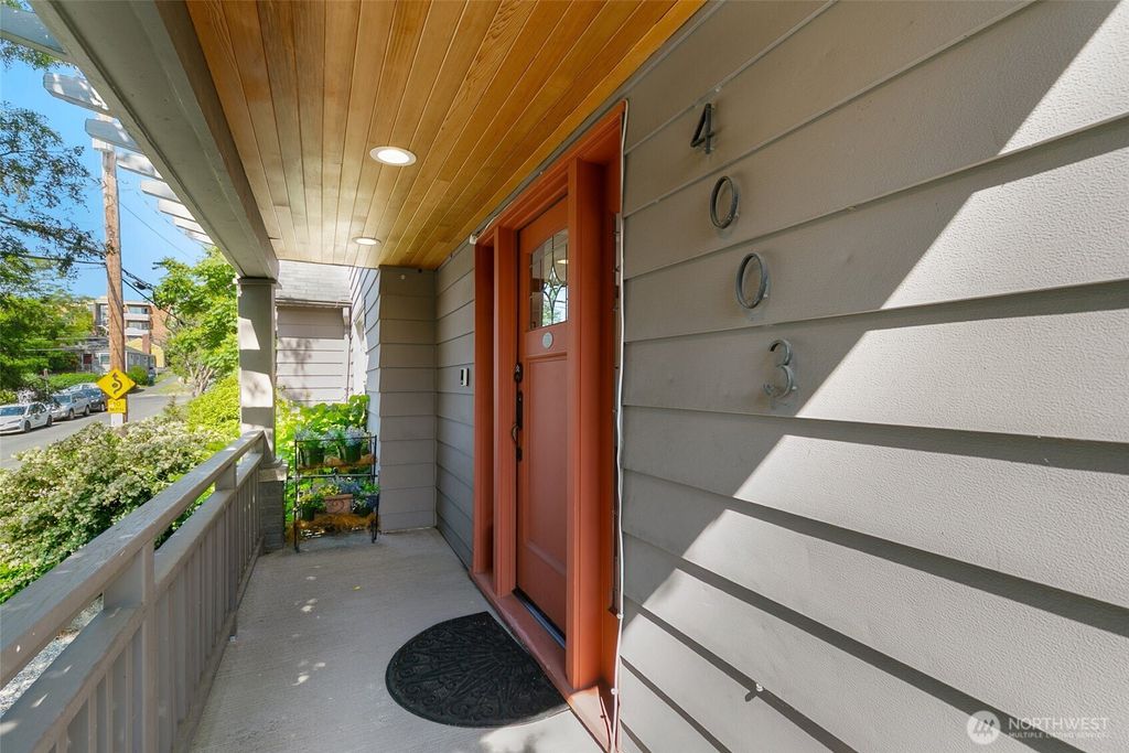 Photo of 4003 Midvale Avenue N, Seattle, WA 98103 (MLS # 2374381)