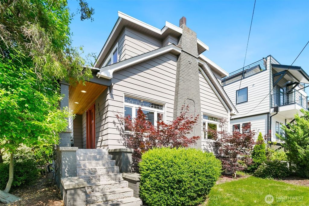 Photo of 4003 Midvale Avenue N, Seattle, WA 98103 (MLS # 2374381)
