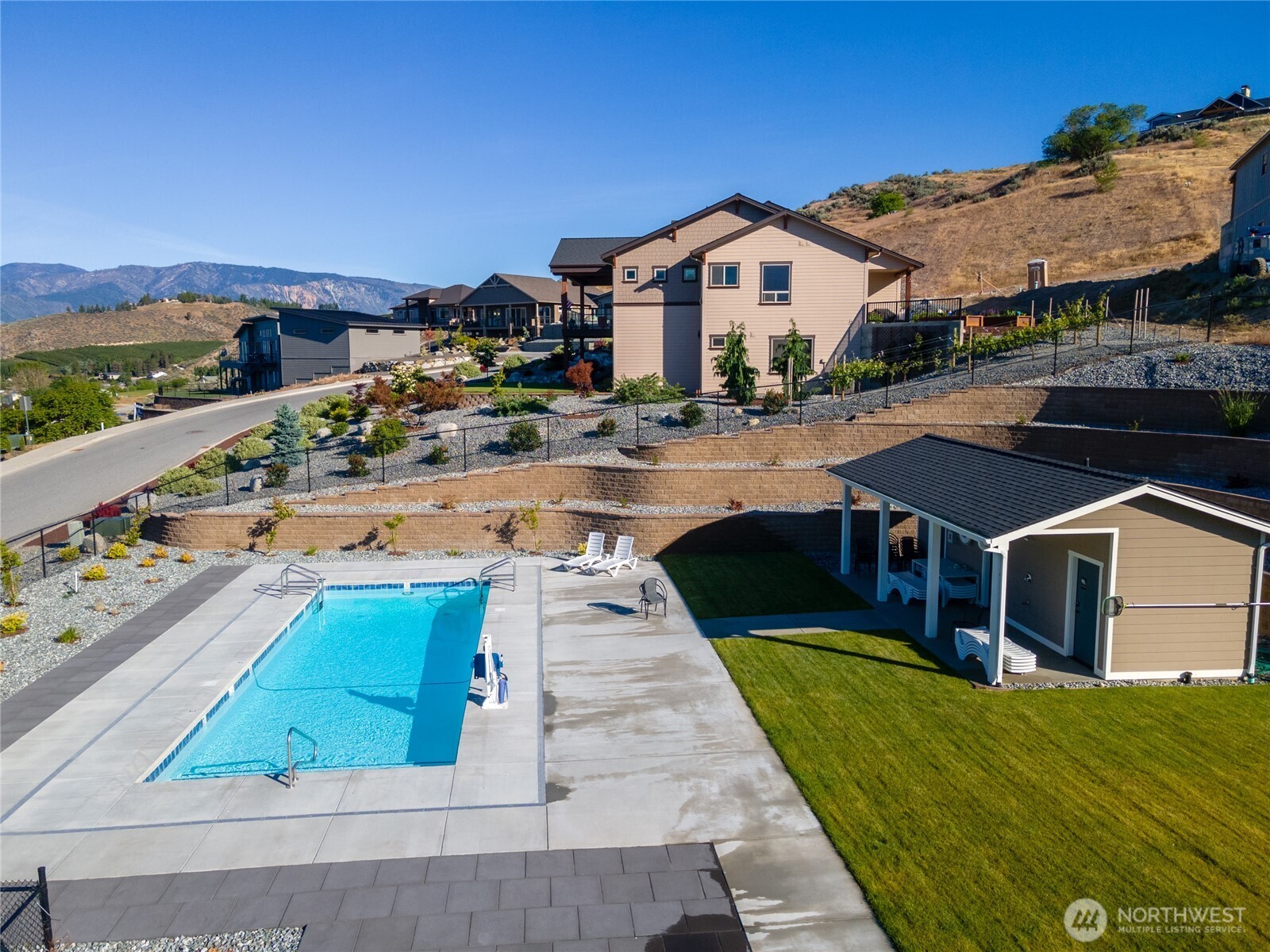 Chelan, Washington, 98816, United States, 5 Bedrooms Bedrooms, ,5 BathroomsBathrooms,Residential,Active,2007254