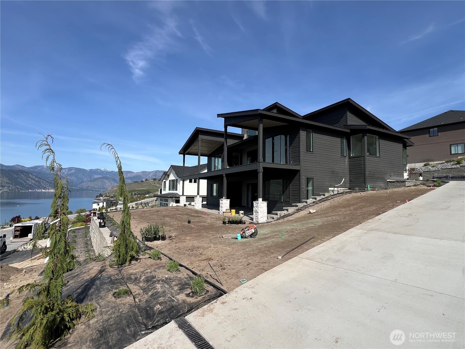 Chelan, Washington, 98816, United States, 5 Bedrooms Bedrooms, ,5 BathroomsBathrooms,Residential,Active,2007254
