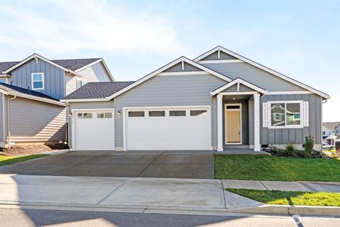 Photo of 2717 S 8th Way, Ridgefield, WA 98642 (MLS # 2465359)