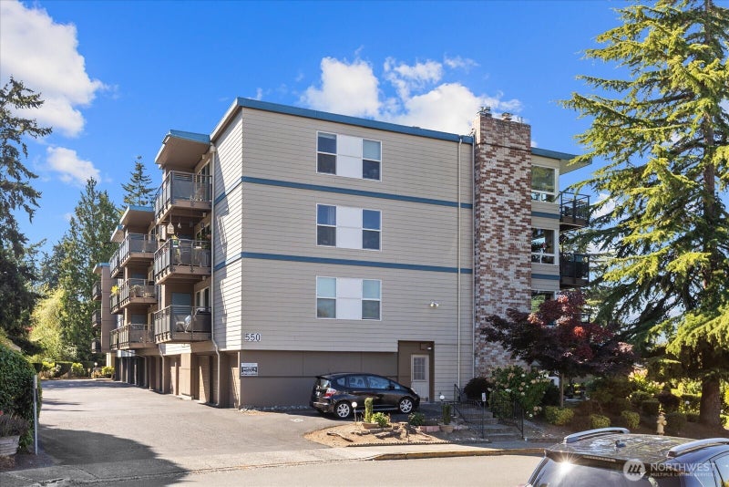 550 Elm Way 105
