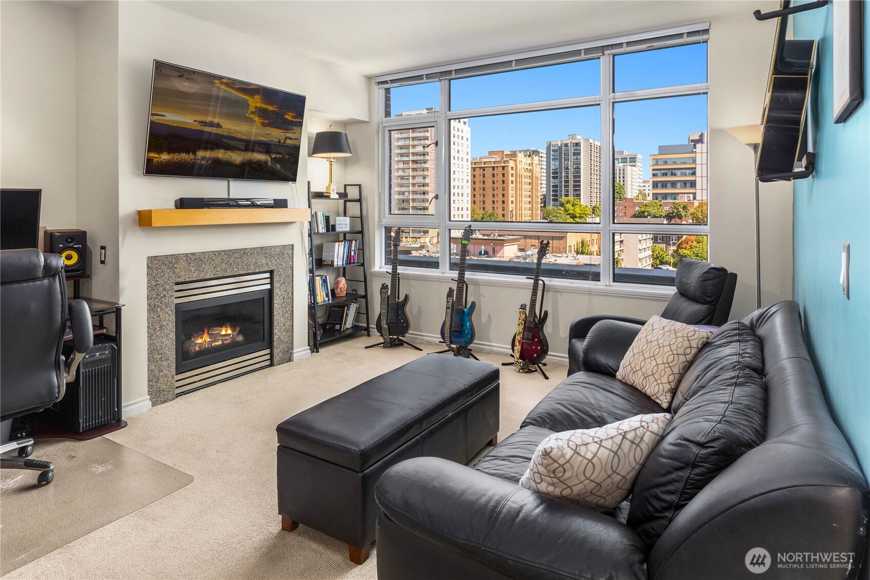 1420 Terry Avenue 1607