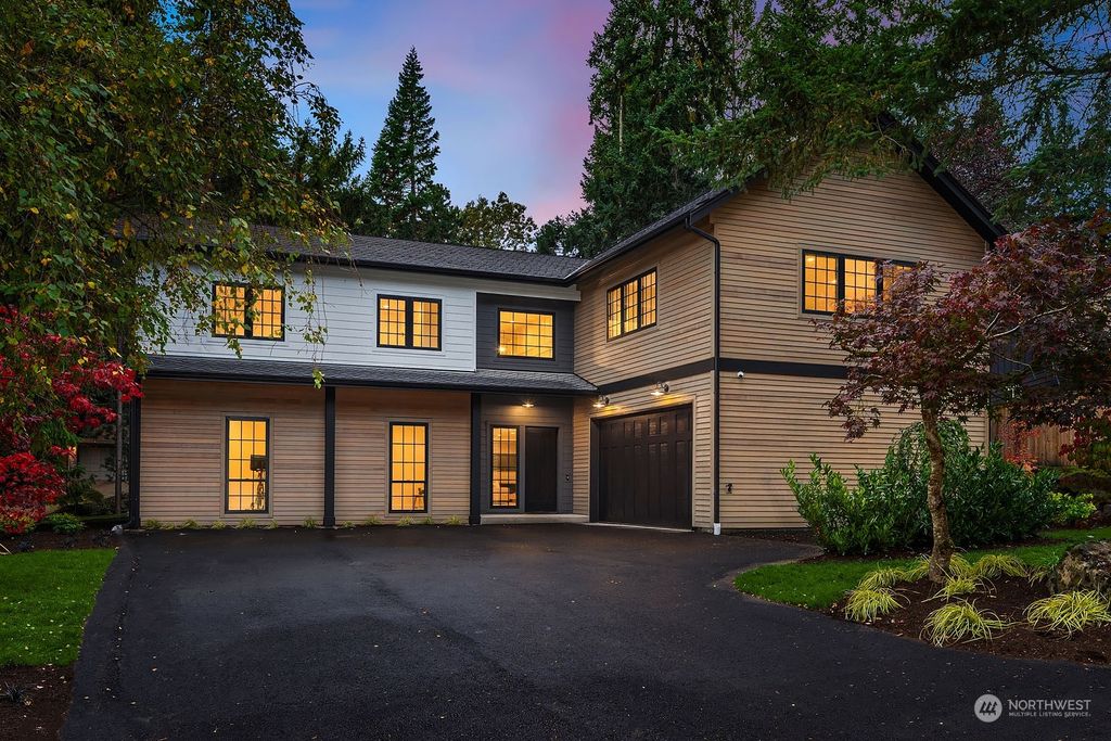 Photo of 12527 NE 32nd Street, Bellevue, WA 98005 (MLS # 2212247)