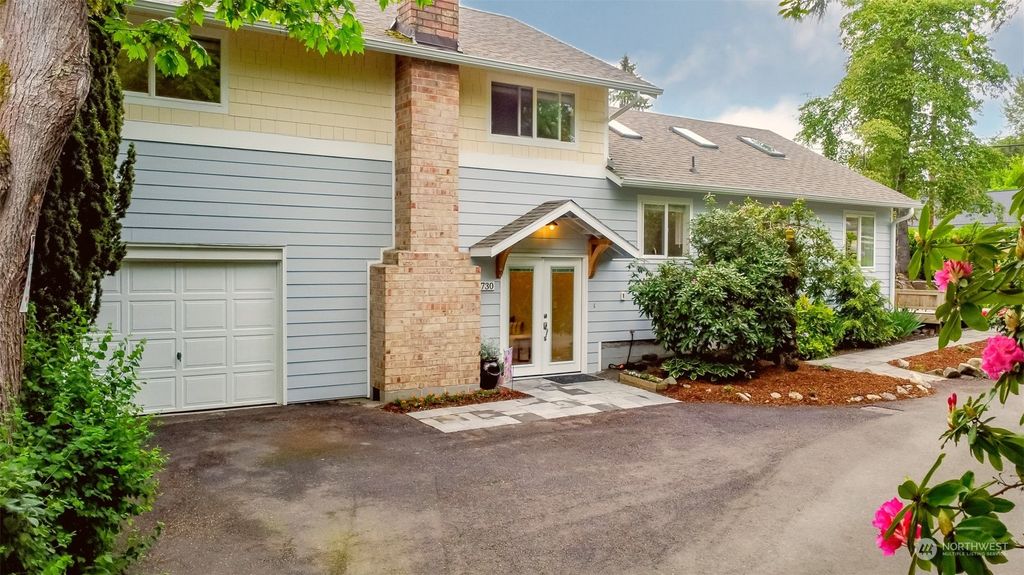 Photo of 19730 37th Place S, SeaTac, WA 98188 (MLS # 2069868)