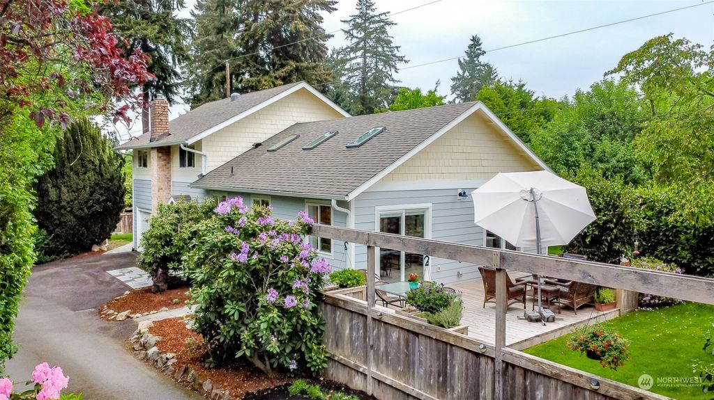 Photo of 19730 37th Place S, SeaTac, WA 98188 (MLS # 2069868)