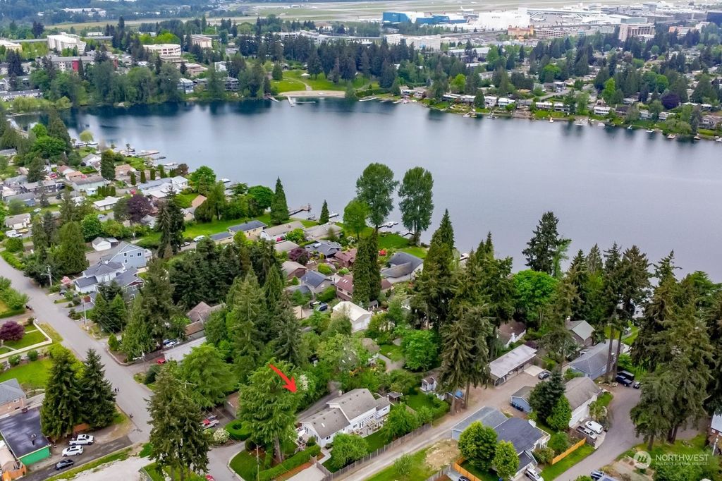 Photo of 19730 37th Place S, SeaTac, WA 98188 (MLS # 2069868)