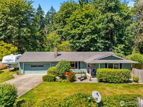 Photo of 4805 33rd Court SE, Lacey, WA 98503 (MLS # 2559342)