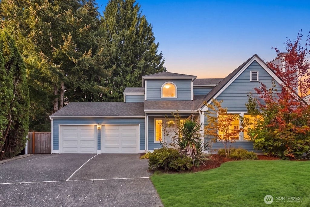 Photo of 13834 SE 271st Street, Kent, WA 98042 (MLS # 2586733)