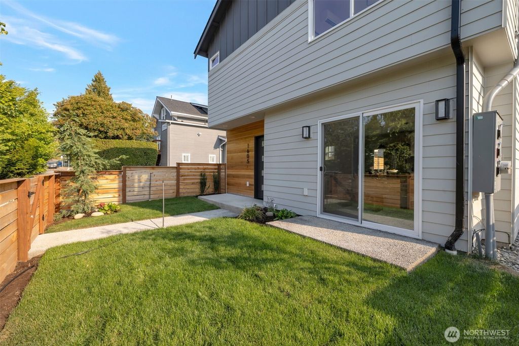 Photo of 1605 SW Kenyon Street, Seattle, WA 98106 (MLS # 2447148)