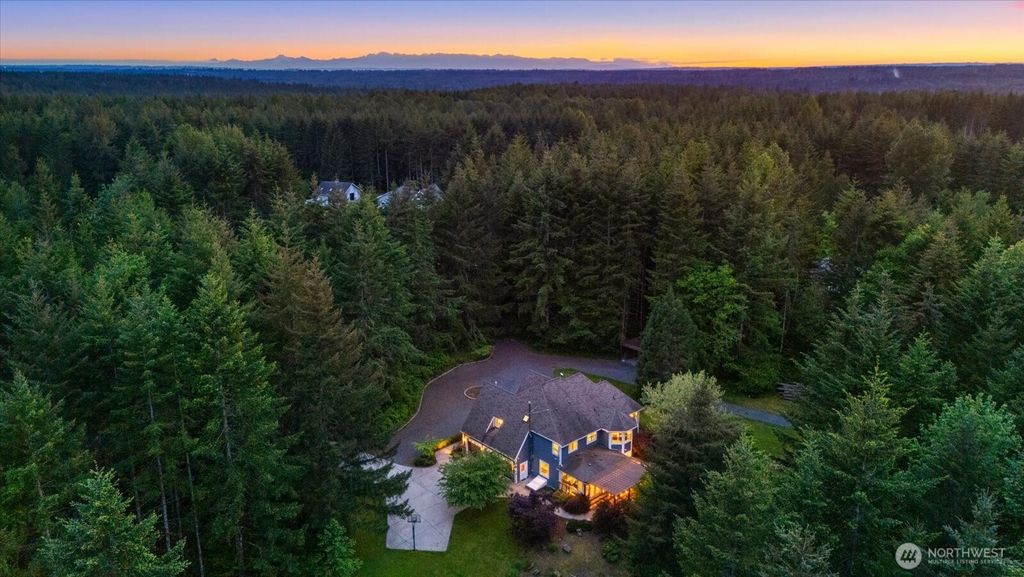 Photo of 18119 78th Street NE, Granite Falls, WA 98252 (MLS # 2551973)