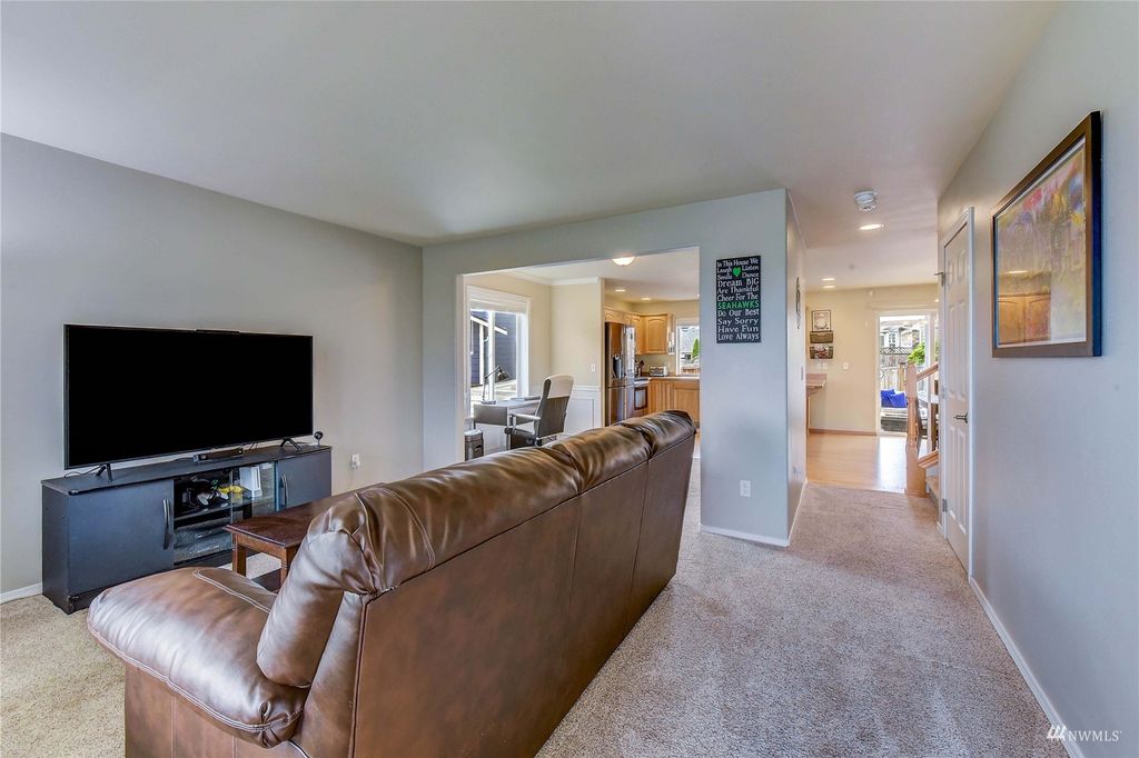 Photo of 5106 117th Street SE, Everett, WA 98208 (MLS # 1977159)