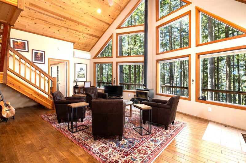 1354 Chinook Way