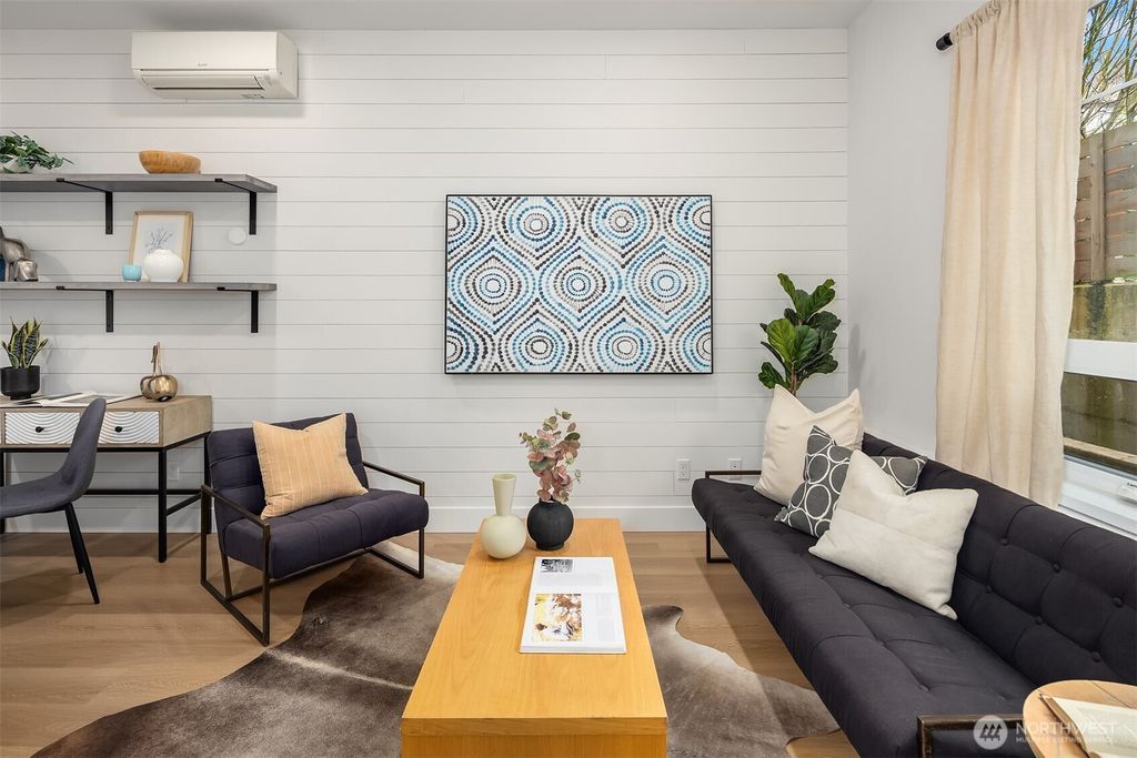 Photo of 6037 42nd Avenue SW #B, Seattle, WA 98136 (MLS # 2502017)