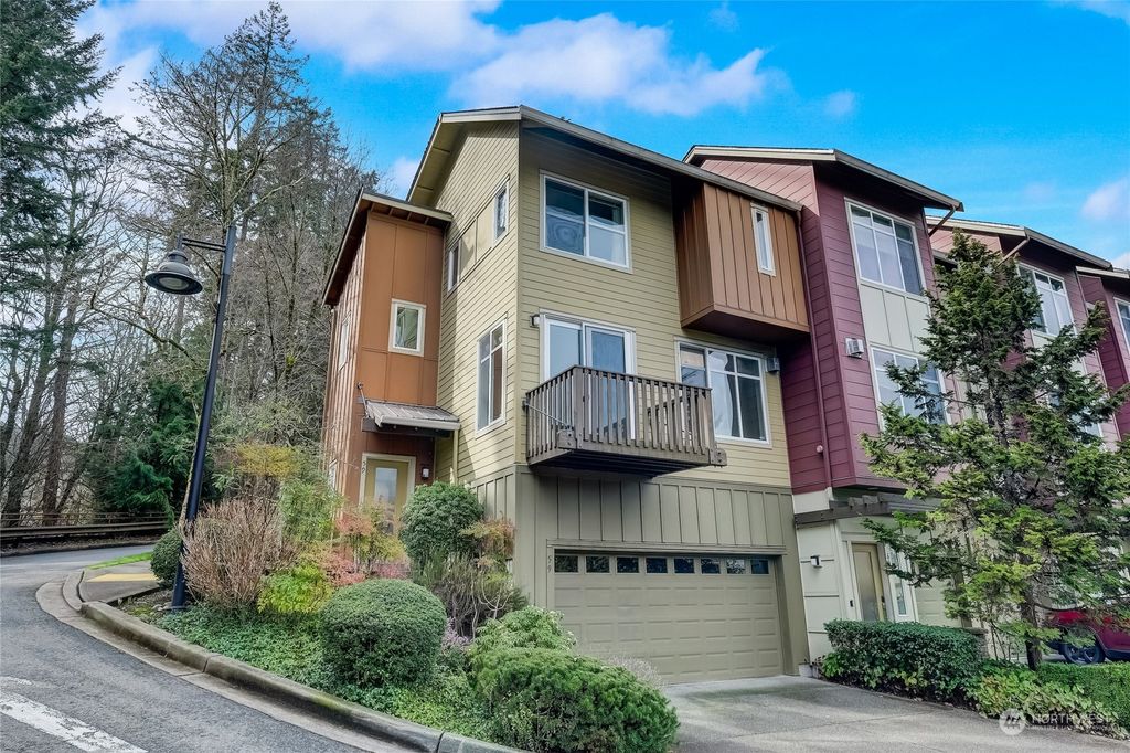 Photo of 59 Cougar Ridge Road NW, Issaquah, WA 98027 (MLS # 2206768)