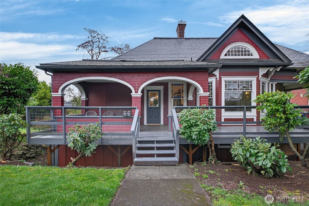 Photo of 1800 J Street, Bellingham, WA 98225 (MLS # 2510664)