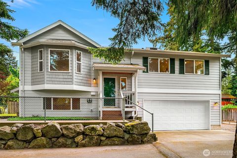 Photo of 19811 Wallingford Avenue N, Shoreline, WA 98133 (MLS # 2525464)