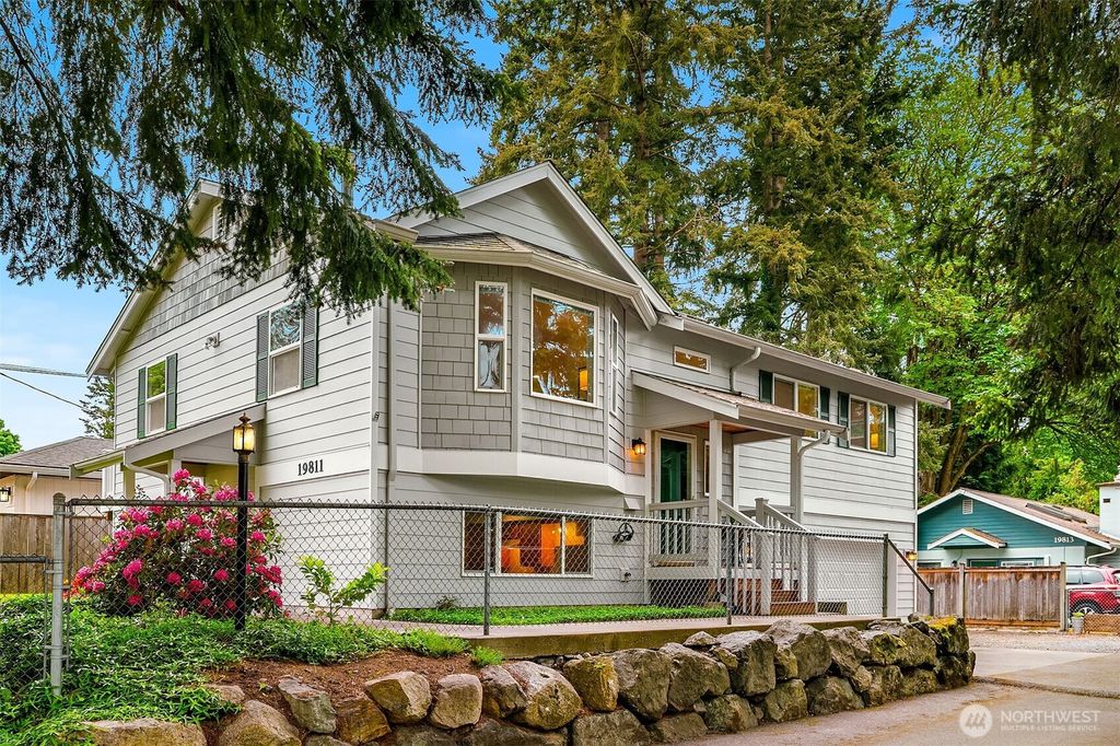 Photo of 19811 Wallingford Avenue N, Shoreline, WA 98133 (MLS # 2525464)