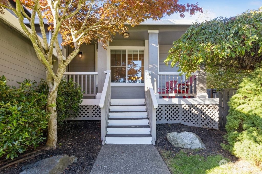 Photo of 5405 150th Place SE, Everett, WA 98208 (MLS # 2175825)