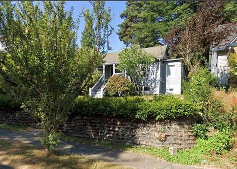 Photo of 6053 6th Avenue NE, Seattle, WA 98115 (MLS # 2530512)