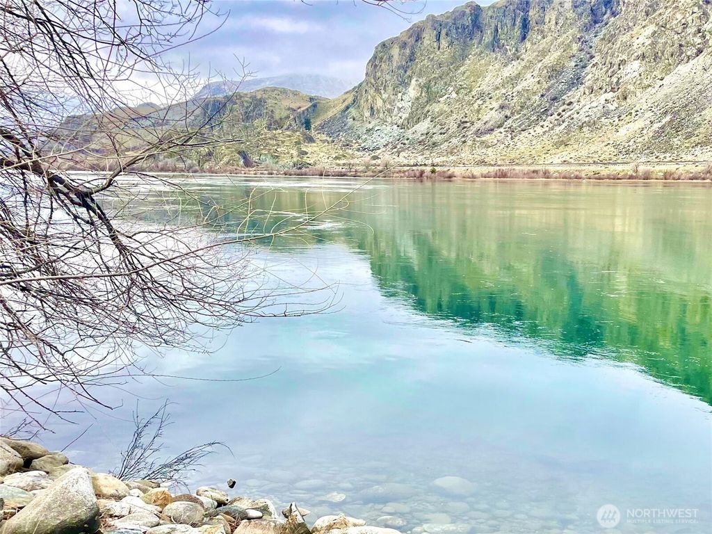 Photo of 23 N Shore Drive, Orondo, WA 98843 (MLS # 2471243)