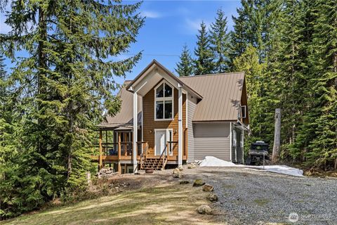 Photo of 320 Lakeview Way, Easton, WA 98925 (MLS # 2517536)