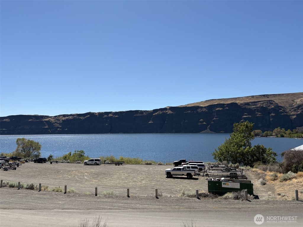 Photo of 1198 N Section Place, Quincy, WA 98848 (MLS # 2505071)