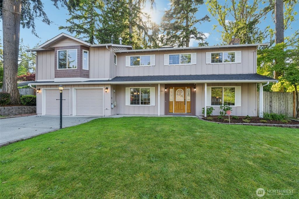 Photo of 7309 134th Avenue NE, Redmond, WA 98052 (MLS # 2385374)