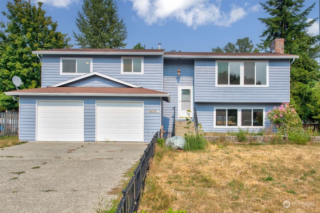 Photo of 19334 144th Court SE, Renton, WA 98058 (MLS # 2154465)