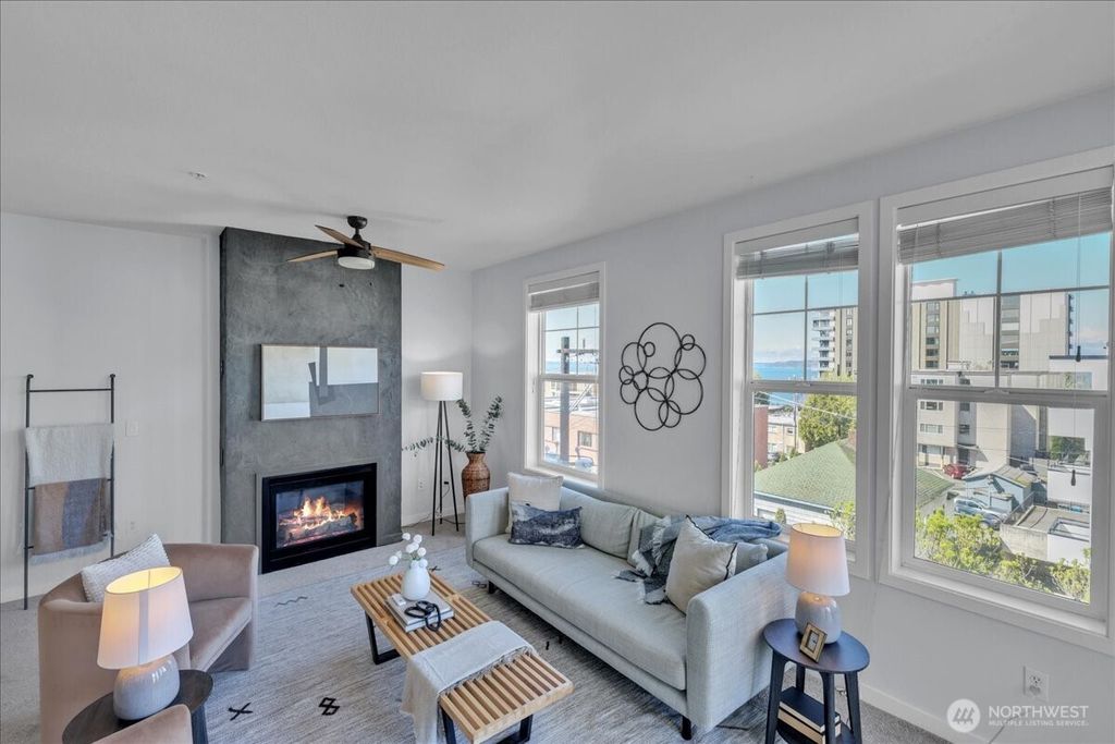 Photo of 530 4th Avenue W #410, Seattle, WA 98119 (MLS # 2506307)