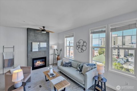 Photo of 530 4th Avenue W #410, Seattle, WA 98119 (MLS # 2506307)