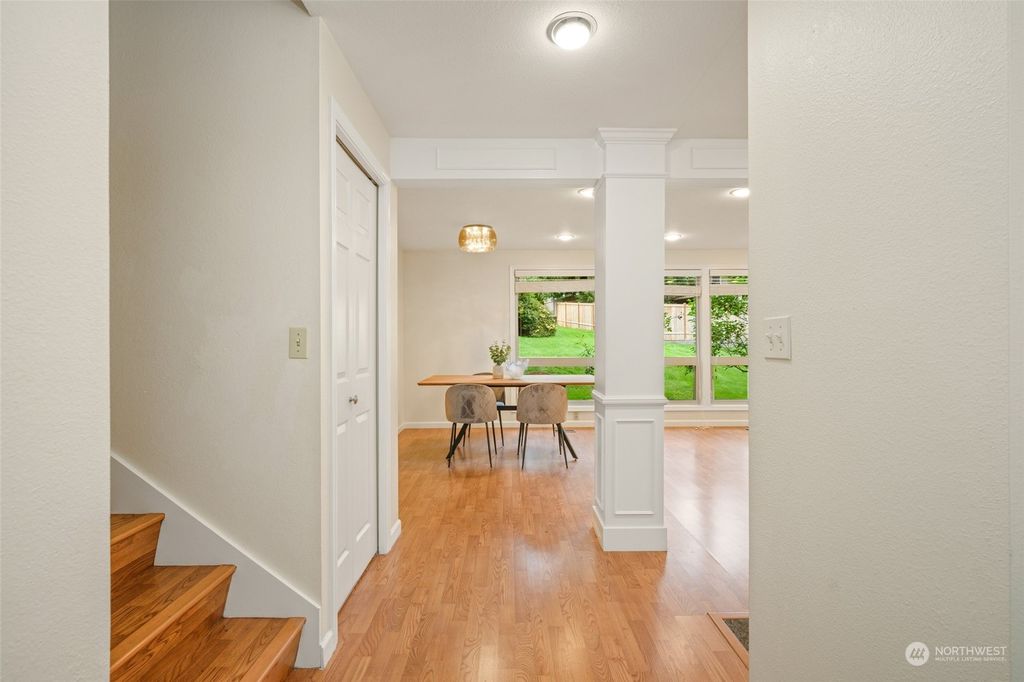 Photo of 6617 159th Avenue NE, Redmond, WA 98052 (MLS # 2242937)